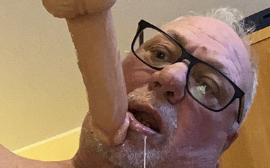 Gerri: Cumshot in Mouth Is Tasty