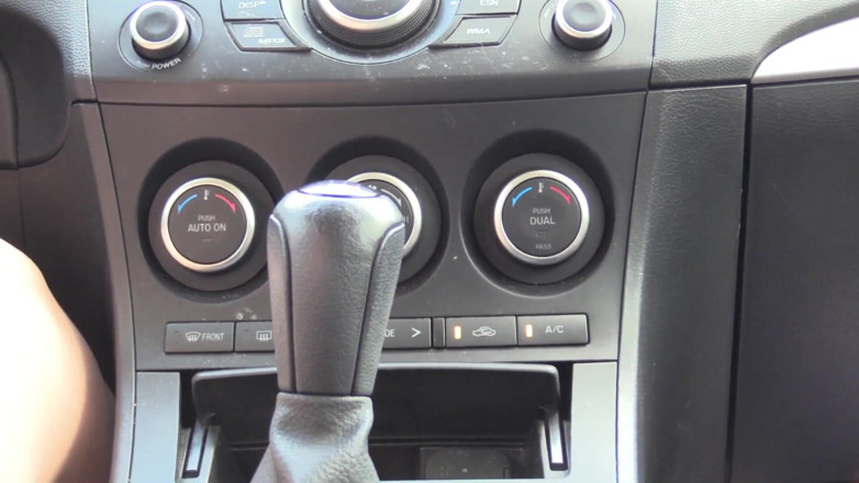 Sydney screams fetish: 6-speed Manual Mazda3 in Stilettos - HD Wmv