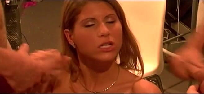 THAGSON: Jennifer Stone fucking hard two men (falomanias 2_04)