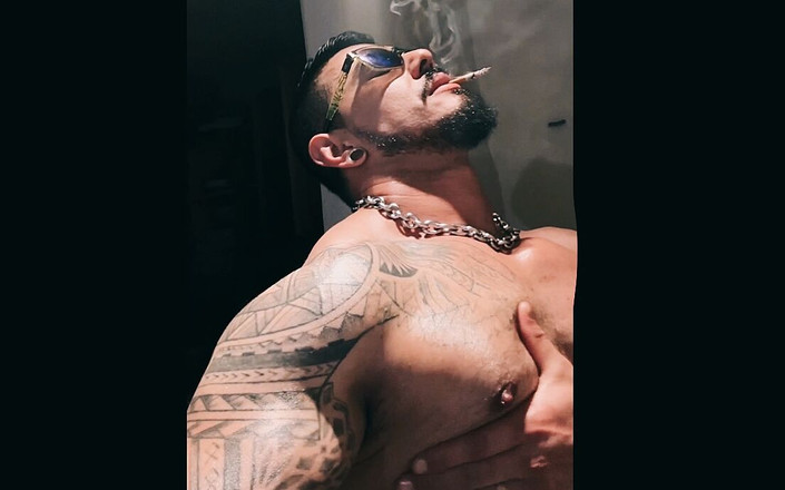 Reds and Muscles: Günün Birincisi..