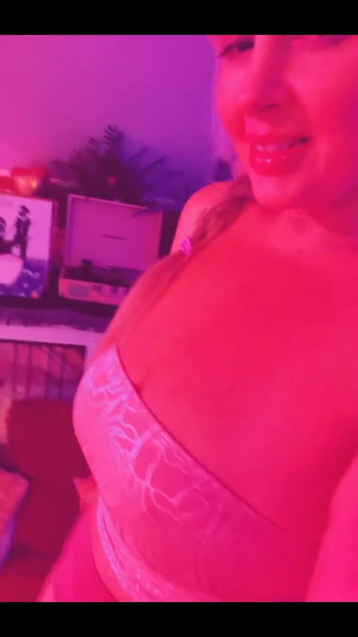 PaintedRose: Tgif - Dziękuję bogini w funduszach To Femdom piątek