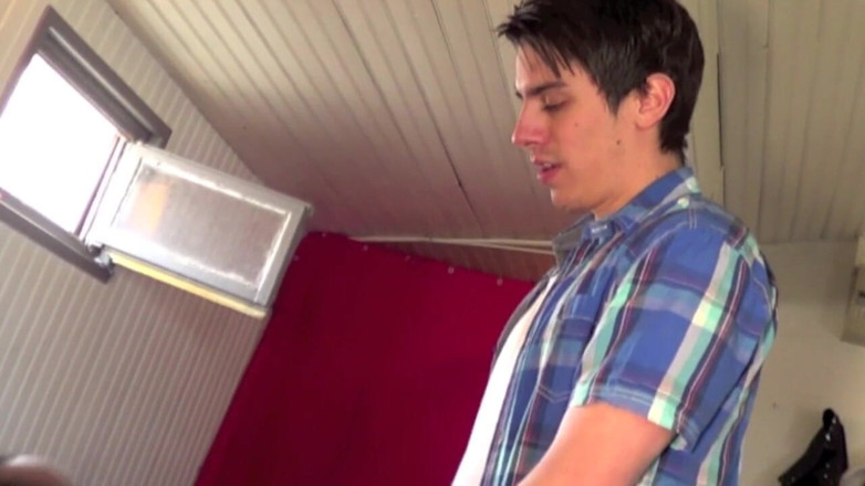 TWINKS TWINKS TWINKS: Straight boy fucked by 2 twinskat the hotel