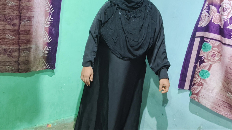 Glaab: Come on Boys Let's Fuck This Muslim Bhabhi Fucking Bich