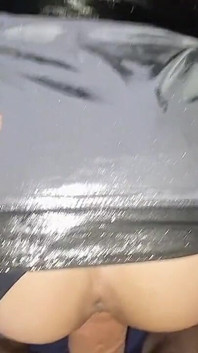 Krásná nevlastní dcera s pěkným zadkem chce, abych ji ošukal