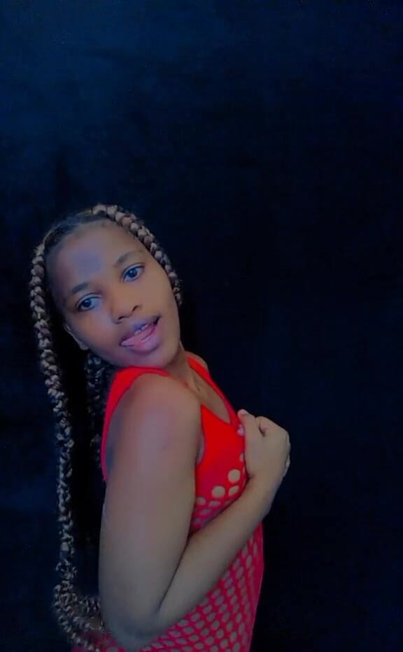 Minayi: Există un videoclip bogat