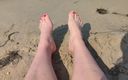 Putarankahotmilf: Beaux pieds sur la plage