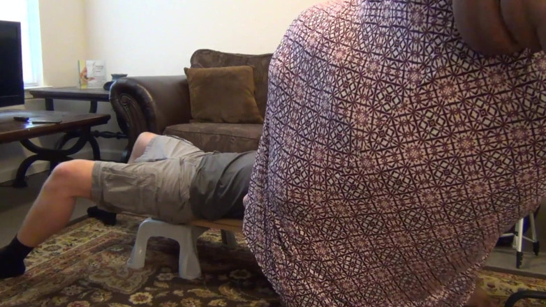 Full Weight Productions: Mz. Fluff feels out the hard board