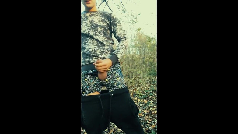 Idmir Sugary: Brzmiący na zewnątrz ogromny kutas