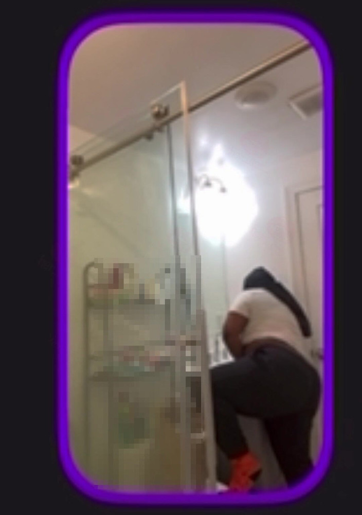 Anye Meshell: एमएमएमएम ये शरारती पुरुष मुझे वीडियो कॉल पर देख रहे हैं