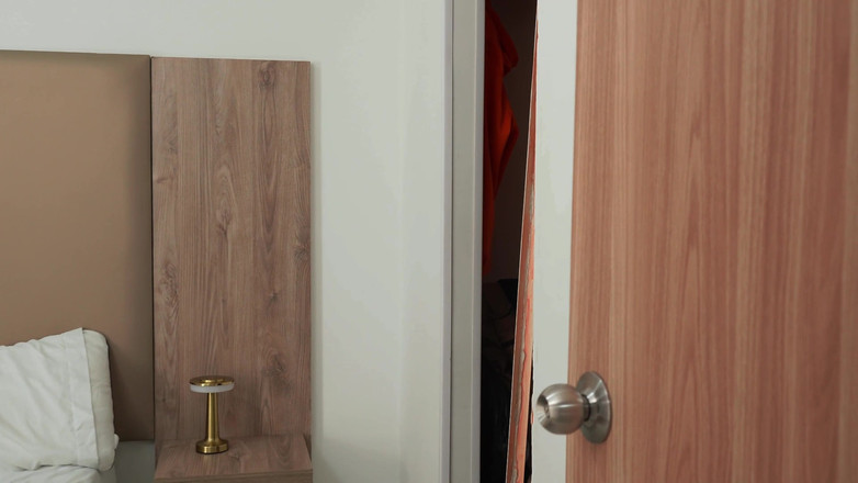 NATISMIAM: Lesba mezi prudérními švagrovými si navzájem lízou kundičku a masturbují až...