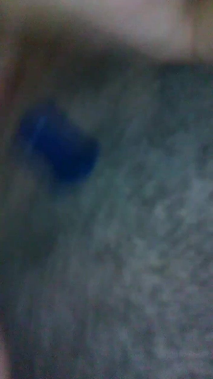 cum2mybeautifulwife3: Jessi roztahuje volnou kundičku šálkem