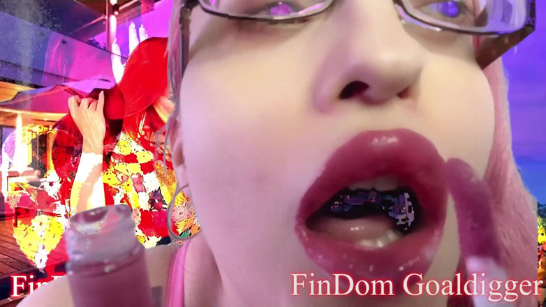 FinDom Goaldigger: LipGloss transformed you into iPhone