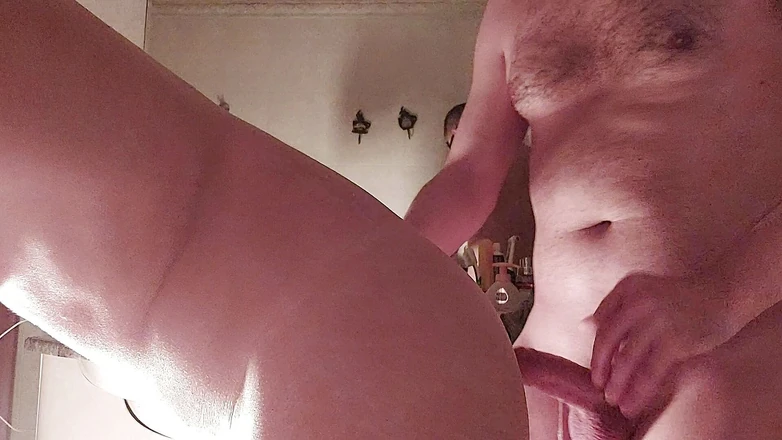 Porcelli: Feeling your warm thighs makes me wet like crazy