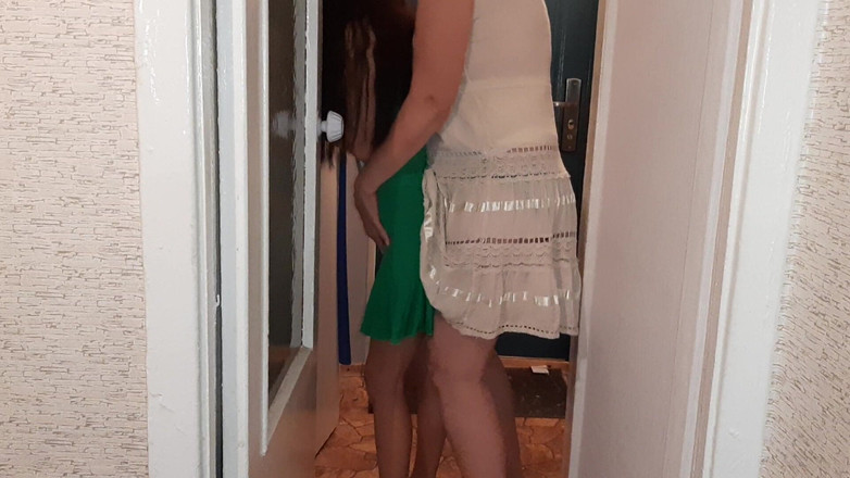 Lesbian-candys: 私は彼よりも夫の愛人とセックスするのがずっと上手です - レズビアンキャンディー