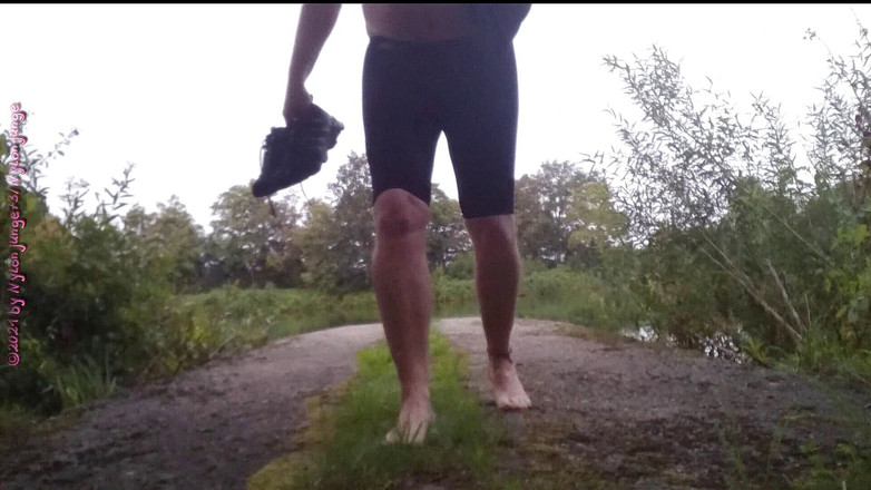 Carmen_Nylonjunge: Os troncos de natação da speedo ao ar livre 1