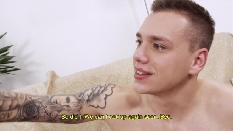 NEW BAREBACK GENERATION 2022: Hermosos chicos heterosexuales de Praha follando a pelo