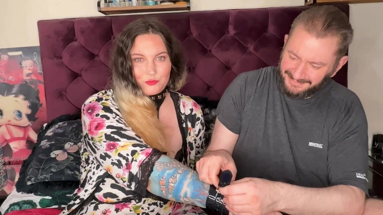 MissFFW: La puttana viziosa annulla la sua selezione di nuovi giocattoli