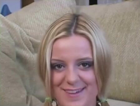 Solo Austria: Susan`s face fetish teasing