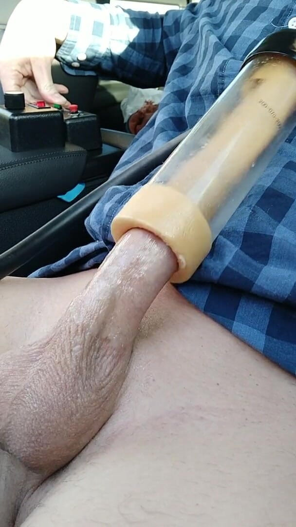 Big Daddy Dommmm: Sex machine making cum fly out like a blender, part 1