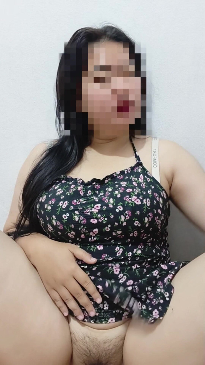 Purple sex: 작은 마을에서 온 아름다운 큰 여동생