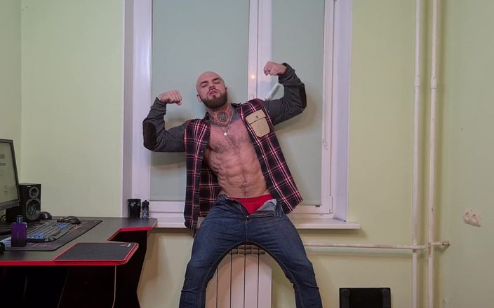 Valdemar Santana: Hot Jock Posing with Cumshot