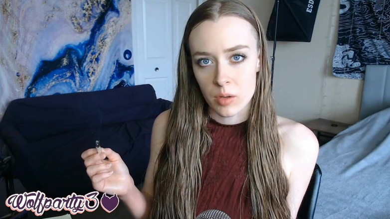 Dahlia Wolf: Findom smoking joi