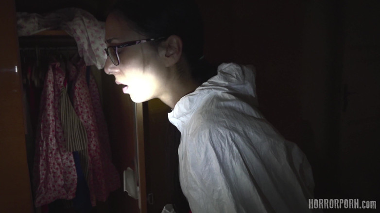 Horror porn: Horror Porn 40 the Demon's Grip
