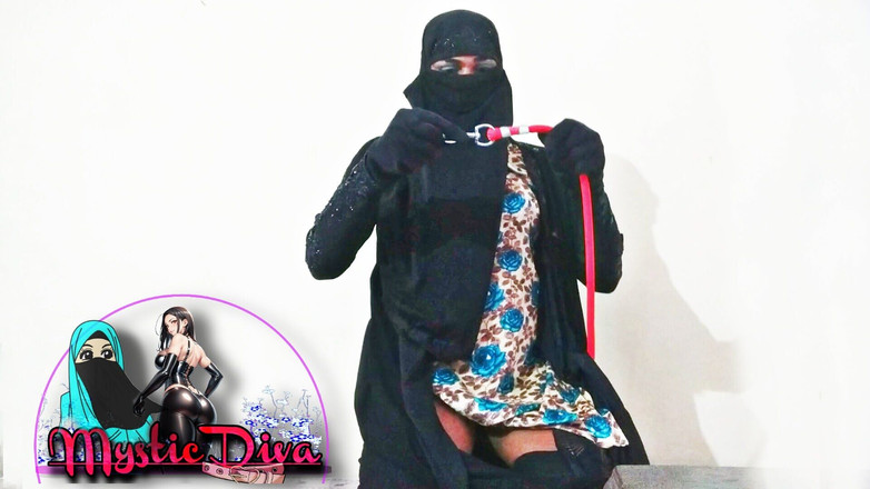 Mystic Diva: Niqabi crossdresser hot: melepas gairah dan busana yang berani"