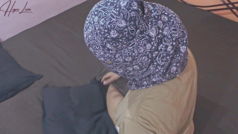 Hope Love: 马来西亚女仆被抚摸并被干