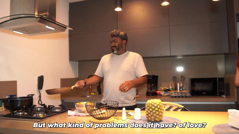 Tibasinsx: Aku meniduri istri temanku, kami tertangkap!! Tapi saya menikmati semuanya