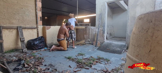 LeoOgro: Am dat o pungă de conserve și am mâncat curul lesbienei