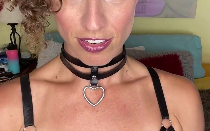 VibeWithMommy: Stiefmutter, dommy devotes spiel! Verdammt, ich bin heute ein geiles...