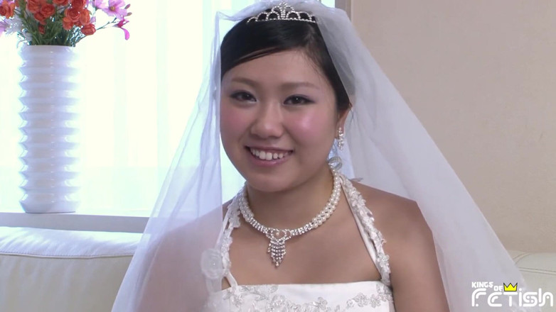 Pure Japanese adult video ( JAV): Japanese in bride dress sucks a big cock and gets...
