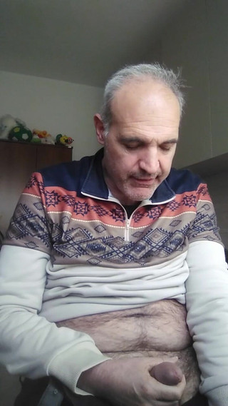 Setesesso7: A Stepfather Teaches His Stepson to Masturbate His Teen Cock