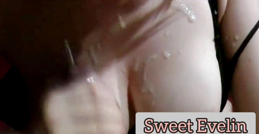 Holly couple: Nejlepší kompilace šukání koz a stříkání na kozy - Sweet Evelin