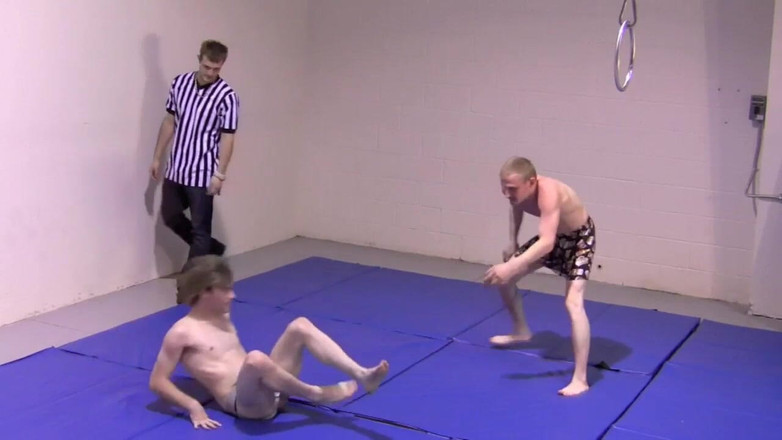 Dream Boy Bondage: Gulat striptis - bab 5