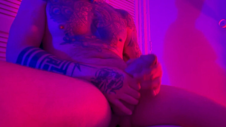 Spuntaneo: Edging and Broadcasting