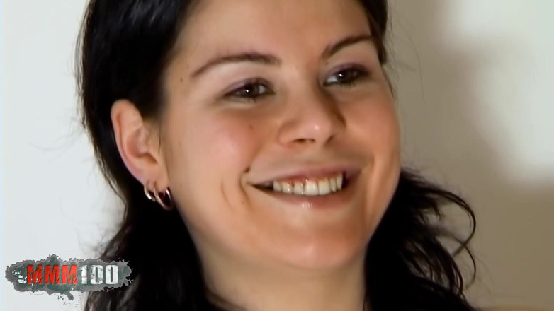 MMM100: Микита 16 позує на фото сором'язливої Микити