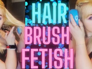 Monica Nylon: Hair Brush Fetish