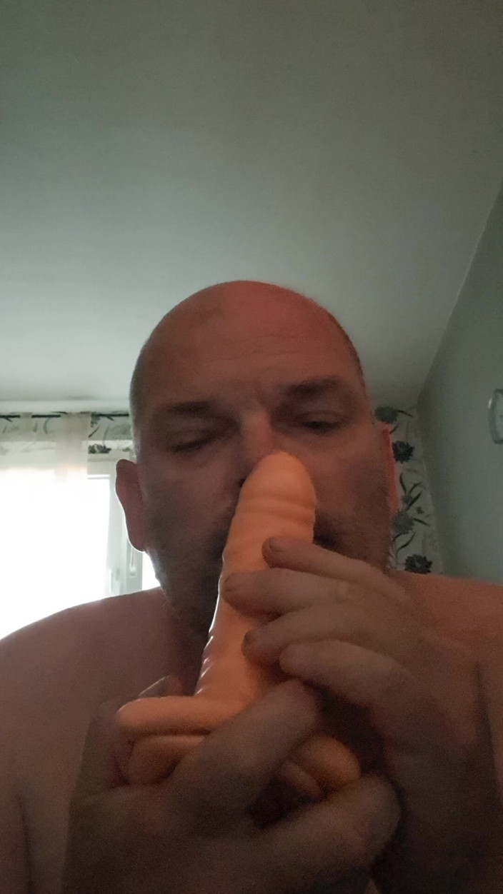 Fickspecht: After Days Without Stretching, Freshly Stretched the's Ass Again