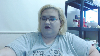 LaLaDelilah: Добірка куріння товстушки