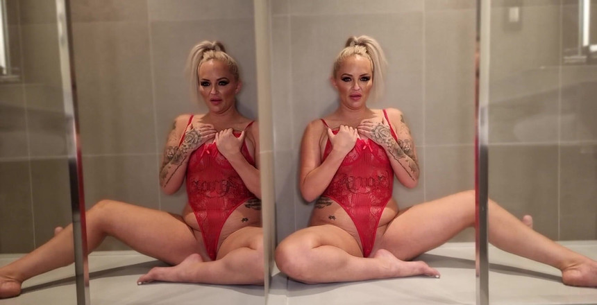 Creampie Clinic: Joi grote pik onder de douche