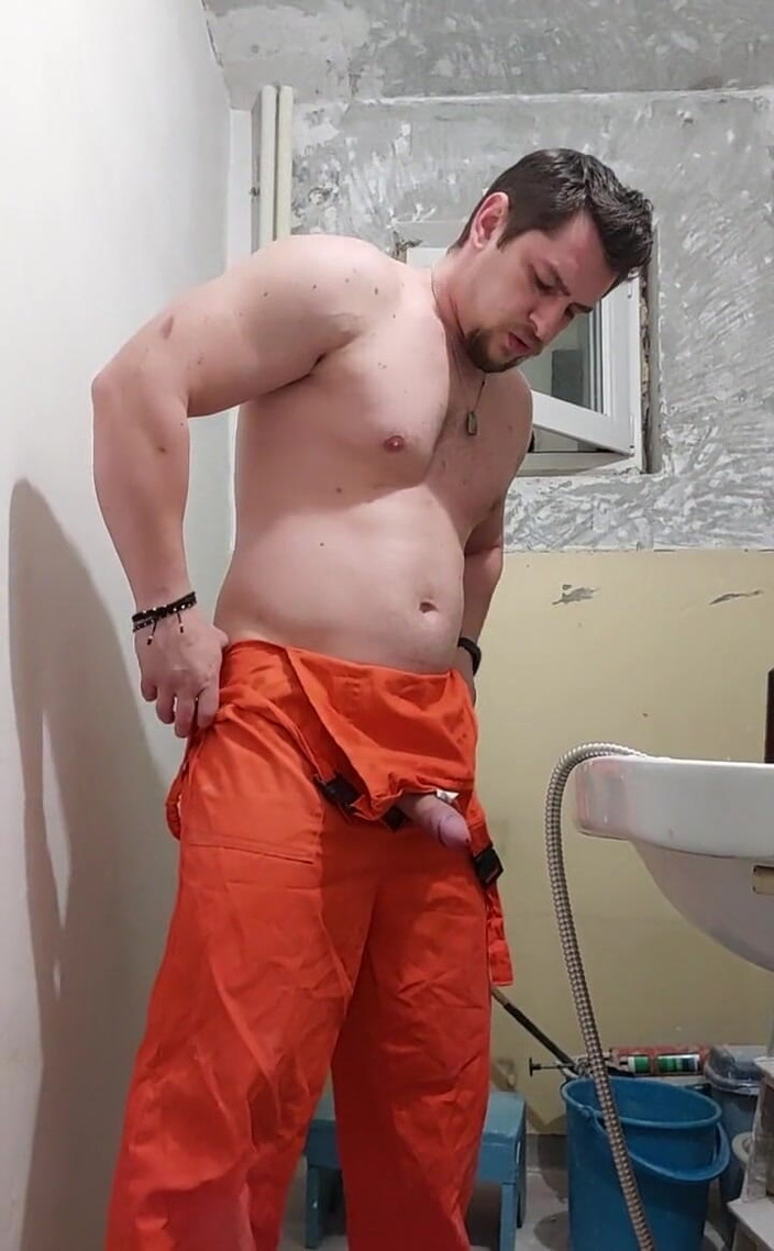 Michael Ragnar: Renovace nikdy nebyla jednoduchá... Už mě unavuje čištění stěn, tak si...