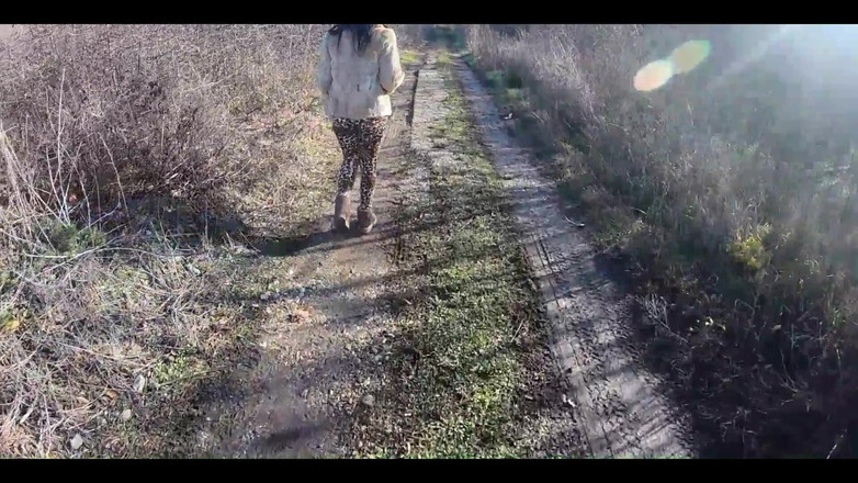 MilfyCalla: El sexo arriesgado al aire libre es divertido - compilación 3