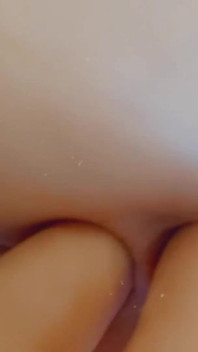Dobel Penetrasi Adik Tiri. Anal dan Memek