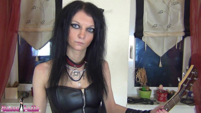 Laila Banx: Punished extremely and smeared perverse