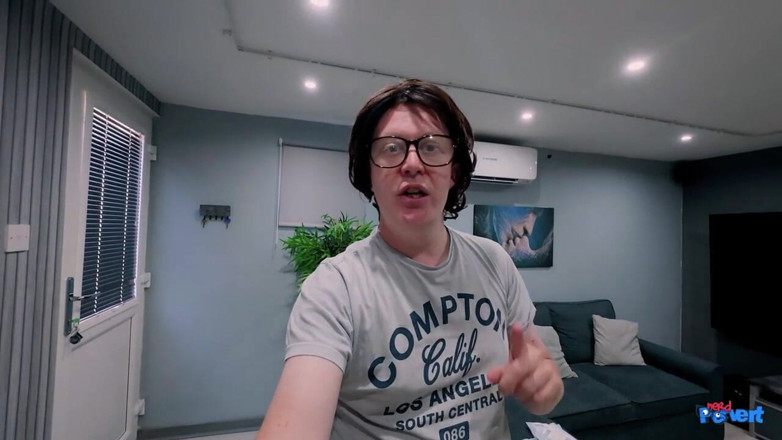 Nerd Pervert: Carli Hudson - terakhir