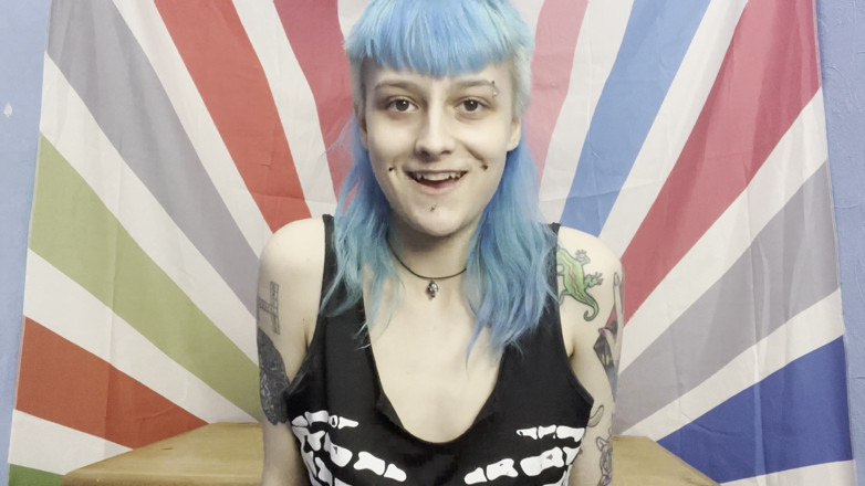 Alice Bean: Feticcio puzzolente del corpo Q e a