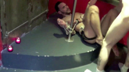 FETISH BDSM STUDIO: Pedeapsă și robie de la prietenul său