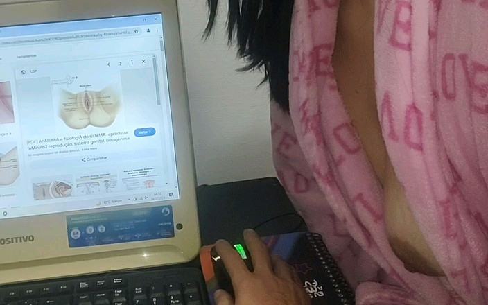 Kasallpimenta: Madrastra ayuda a su hijastro a estudiar la anatomía